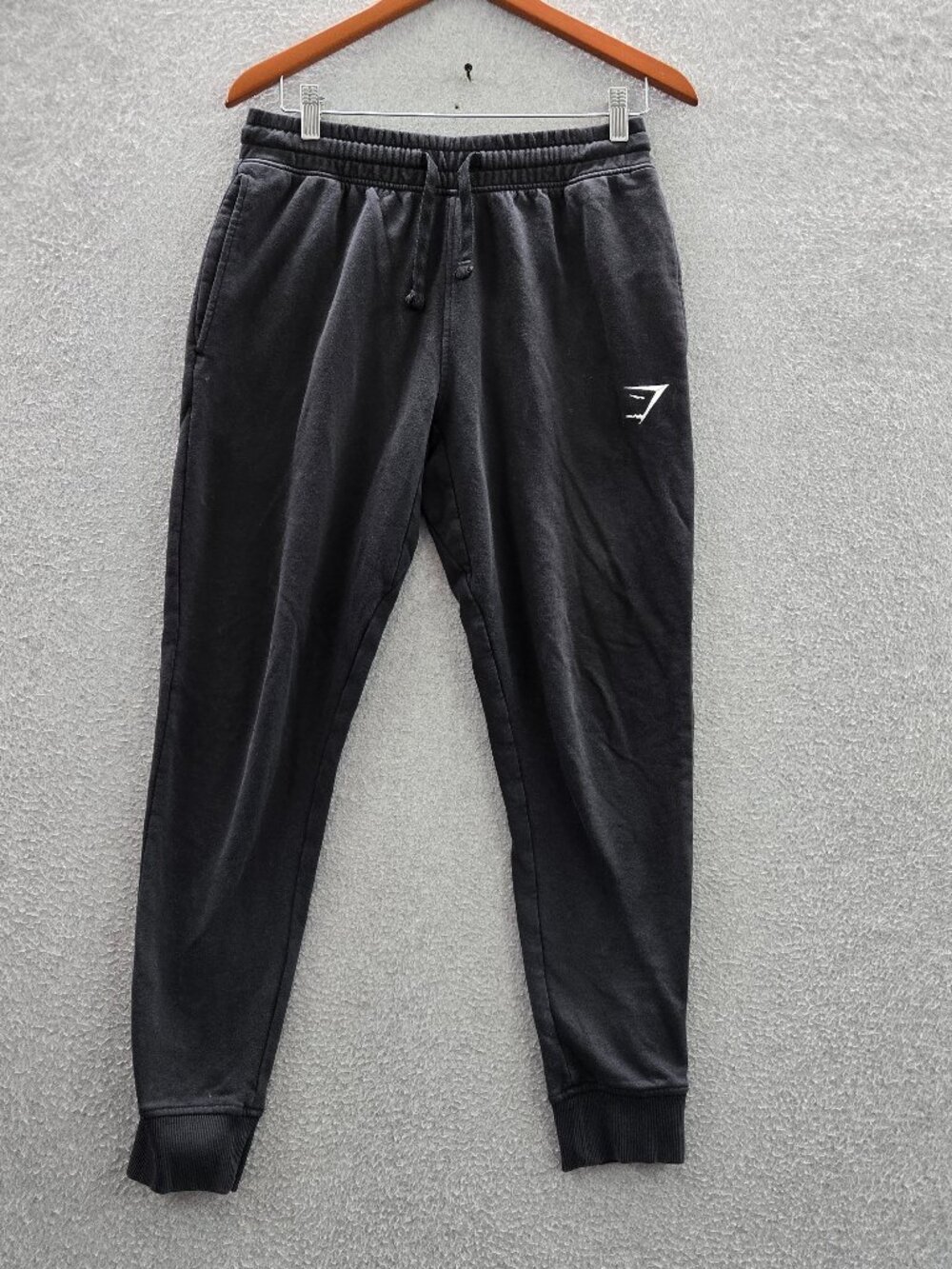 Gymshark Men Activewear Pants Small Black Crest Jogger Slim Fit Logo 25" Inseam